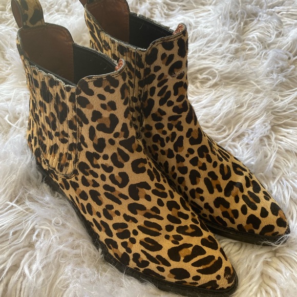 Coach haircalf leopard print Bowery boots - Picture 2 of 5